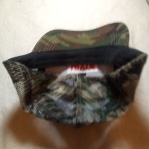 Levi's Other - Levi's Camoflauge snapback Levi's Other - Levi's Camoflauge snapback